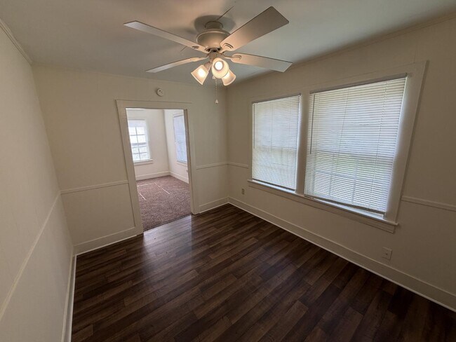 Building Photo - 602 Castle Heights Ave
