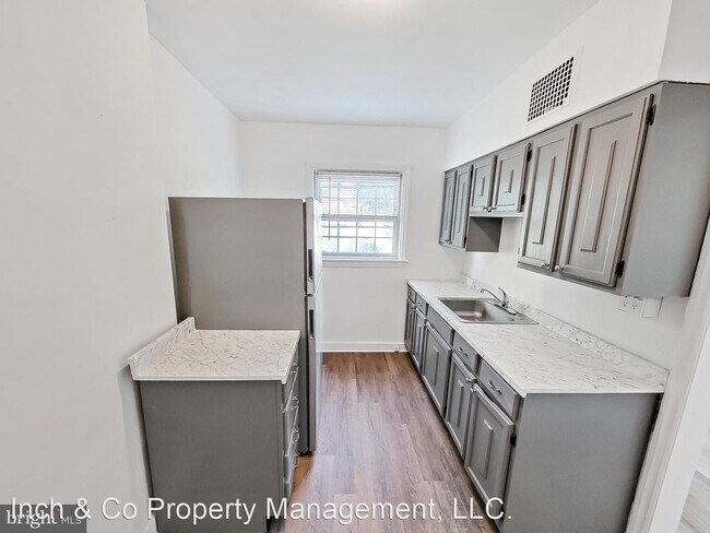 Building Photo - 3 br, 1 bath House - 337 Kurtz Ave