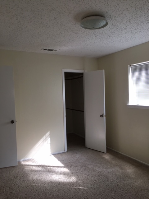 Building Photo - 421 San Mateo Dr