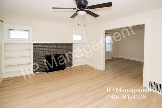 Building Photo - 4485 Emerson Rd