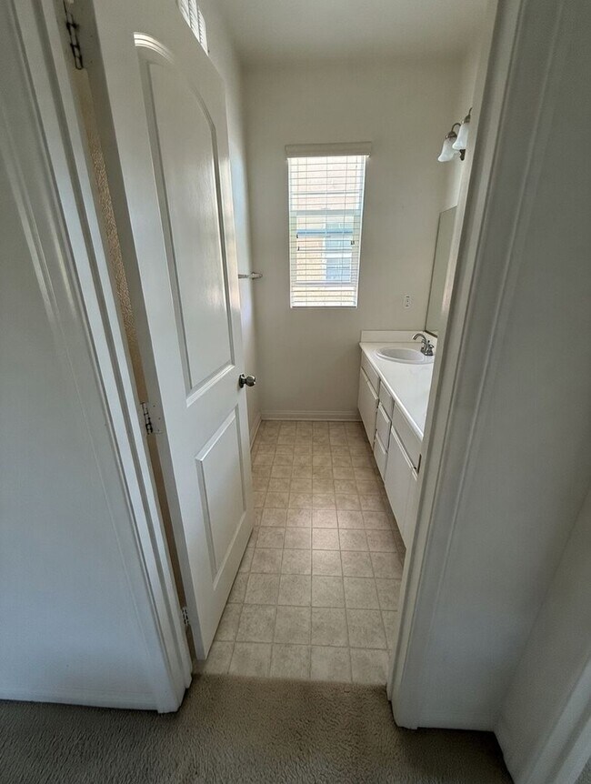 Building Photo - Charming 3BR Home with Modern Kitchen, Versatile Loft, & Private Backyard