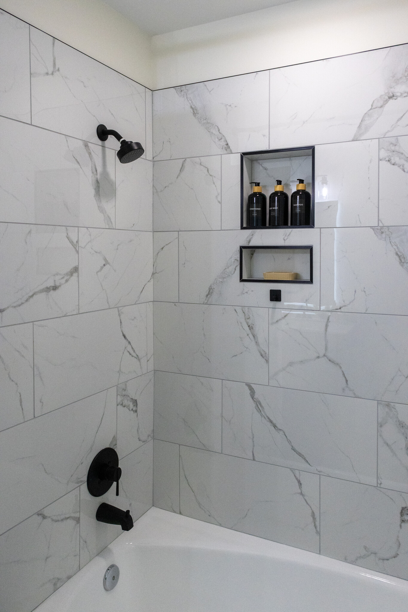 Building Photo - 523 Princeton St