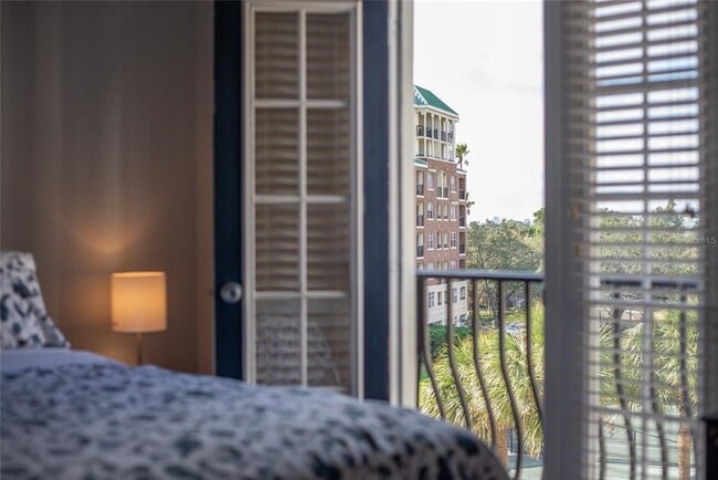 Building Photo - 501 Knights Run Ave