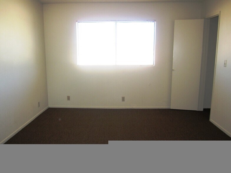 Building Photo - 13407 Kornblum Ave