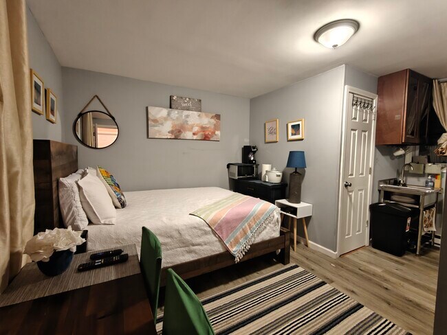 Building Photo - 39 Allen Pl