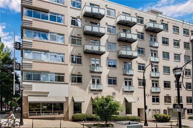 Building Photo - 805 Peachtree St NE