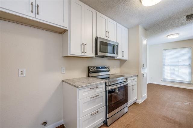 Building Photo - 6809 S Creek Dr