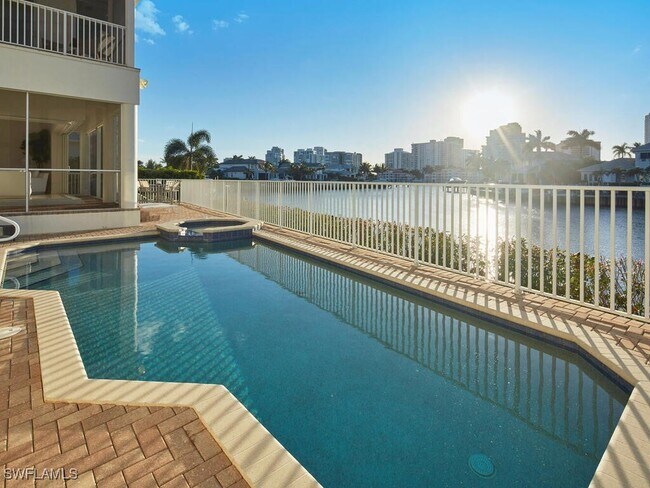 Building Photo - 4419 Crayton Rd