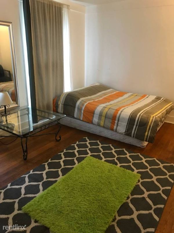 Building Photo - 3 br, 1 bath House - 121 Fairground Ave