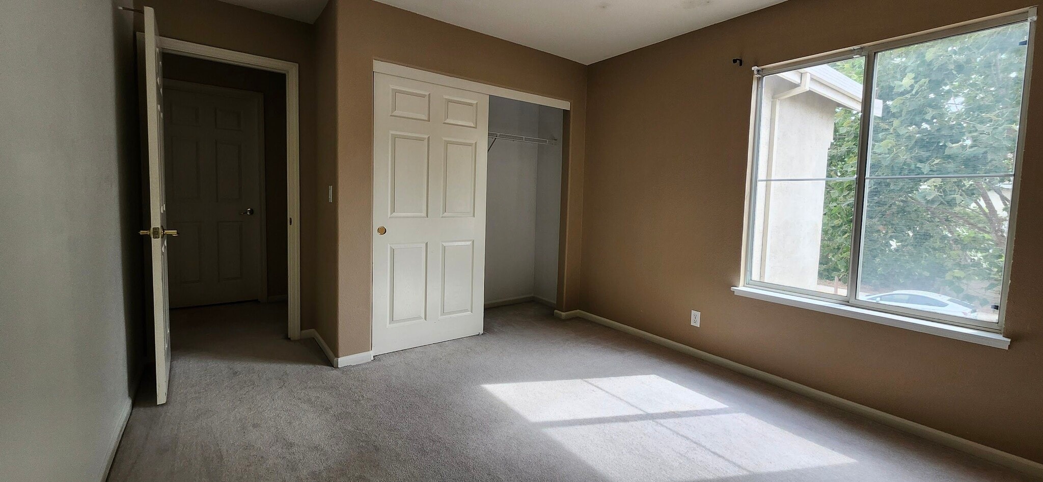 Building Photo - 34249 Myrtle Ln