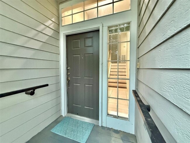 Building Photo - 105 S Spiral Vine Cir