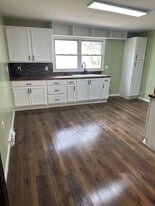 Building Photo - 505 W 52nd St