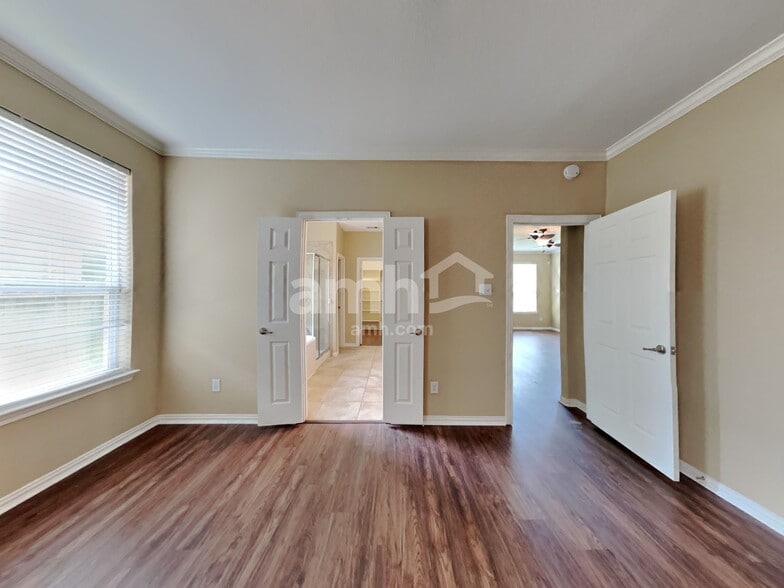 Building Photo - 13826 McKinney Creek Ln