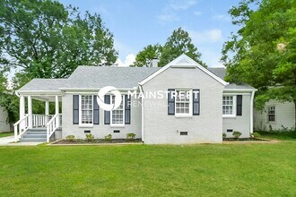 Building Photo - 3 Bedroom Pet-Friendly Home in Memphis, TN with Main Street Renewal