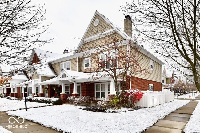 Building Photo - 15542 Clearbrook St