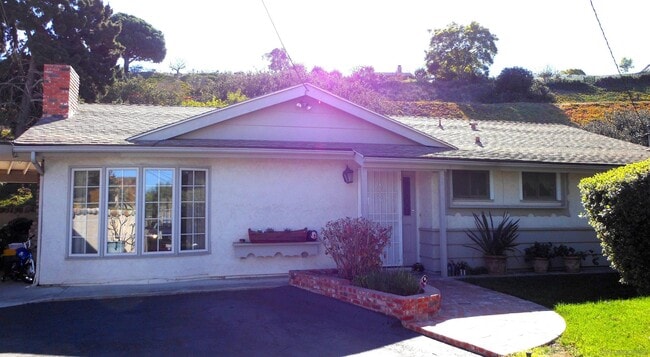 Primary Photo - 2805 Turnbull St