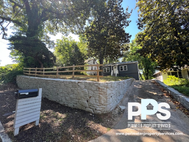 Building Photo - 1064 Westmoor Dr NW