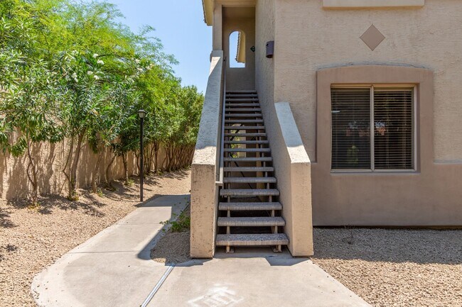 Building Photo - North Scottsdale Large 3 bed condo with attached 2 car garage, 1st floor unit