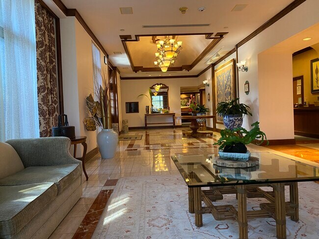 Lobby - 1080 S Beretania St