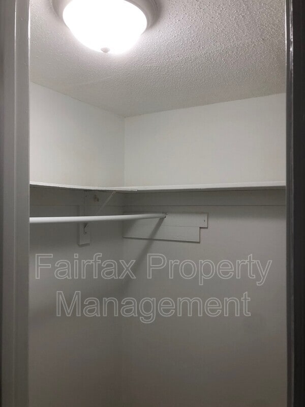 Building Photo - 301 E Lawson St