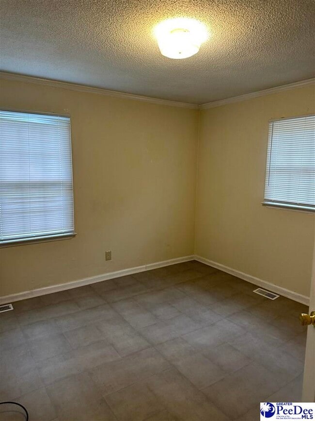 Building Photo - 713 Georgetown St