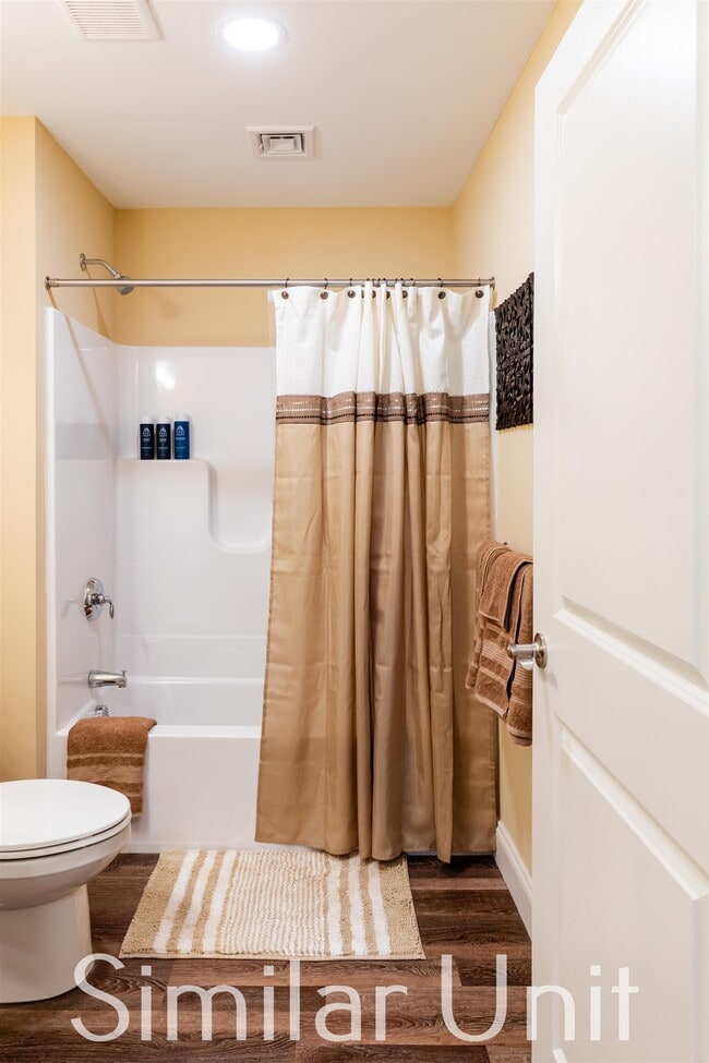 Building Photo - 5 Captiva Ln