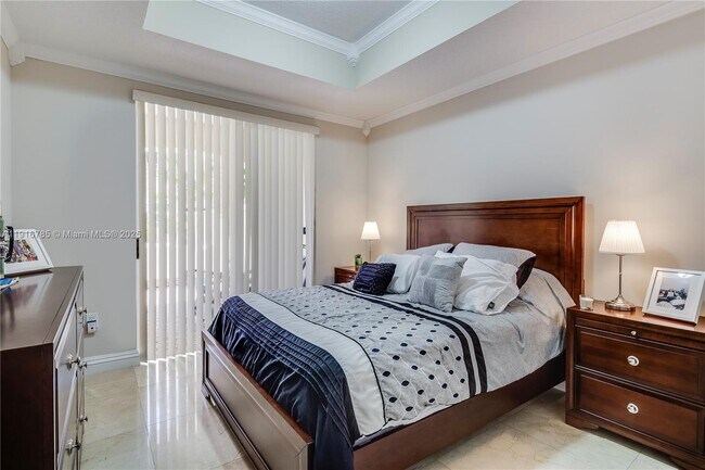 Building Photo - 3206 NE 212th St