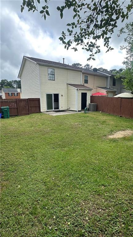 Building Photo - 1441 Springleaf Cir SE