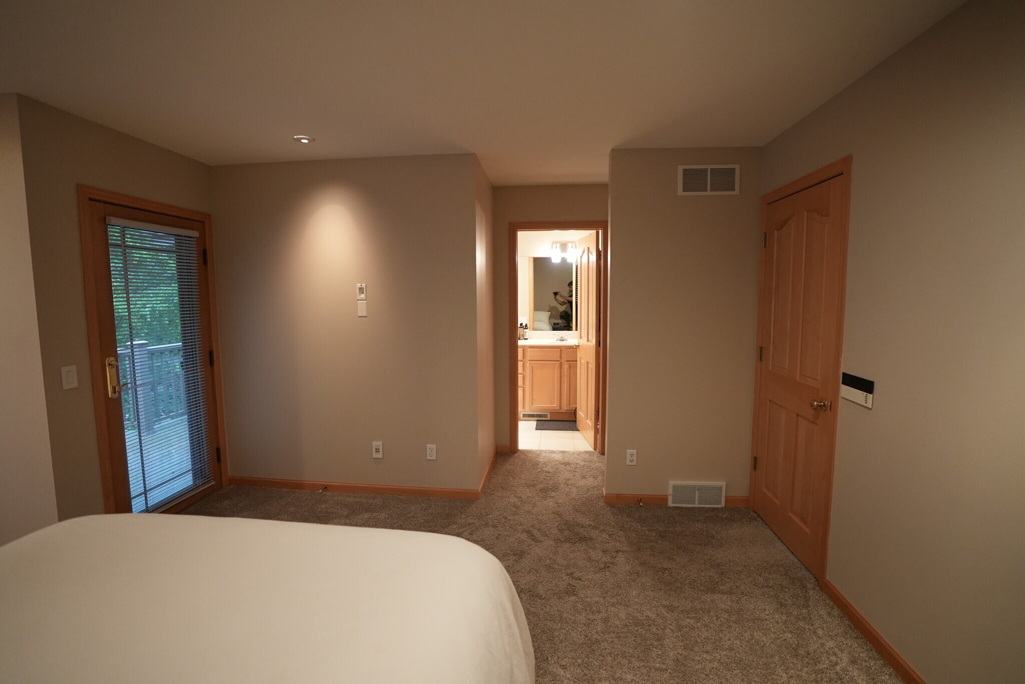 Master bedroom - 54 Wood Brook Way