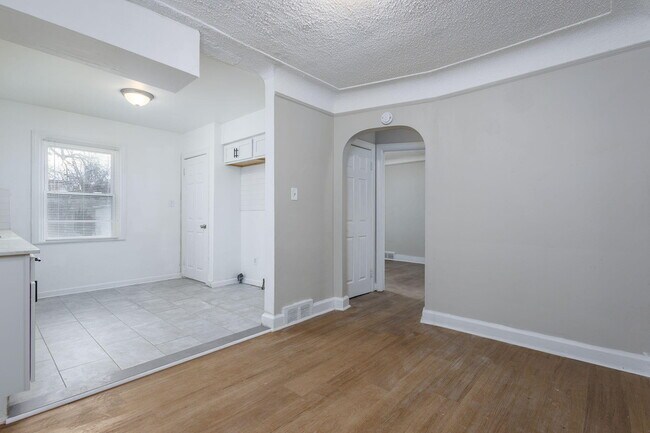 Building Photo - 11222 Wayburn St