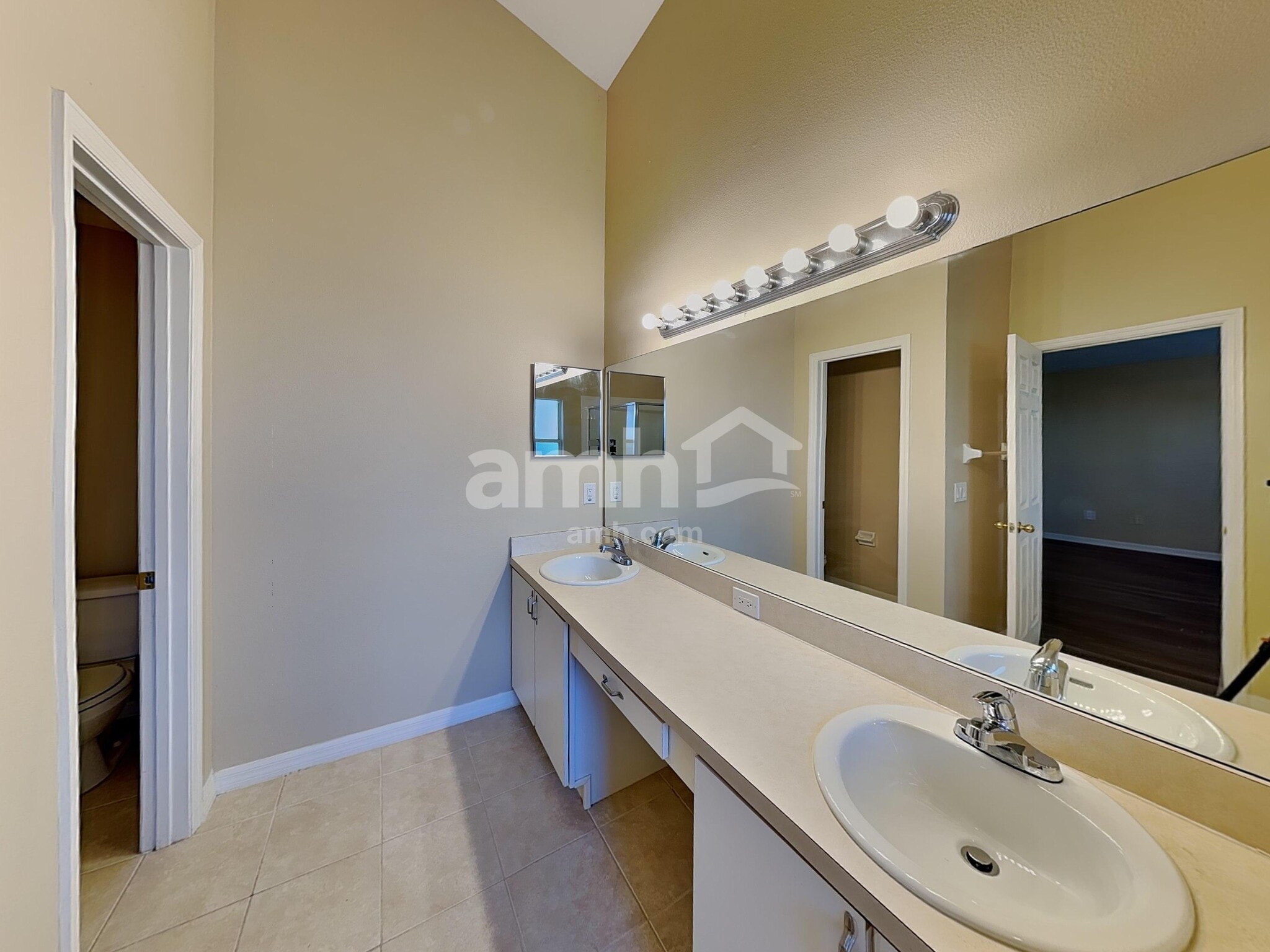 Building Photo - 6765 Waterton Dr