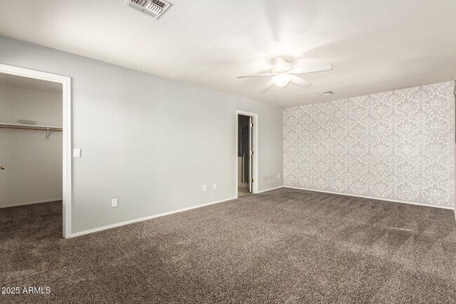 Building Photo - 21127 E Avenida Del Valle