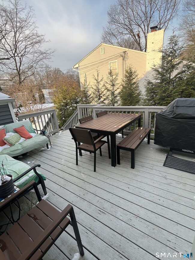 Building Photo - 55 Rolling Wood Dr