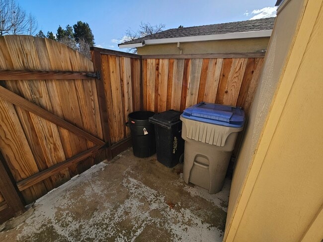 Building Photo - 119 Houlton Ct