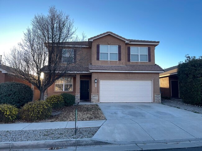 Building Photo - 919 Molten Pl NW