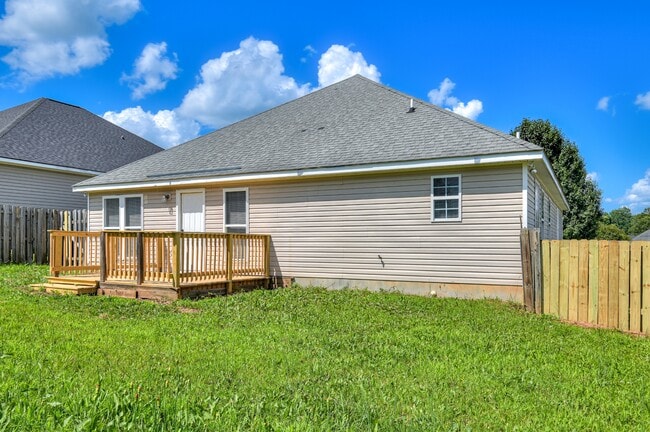 Building Photo - 409 Urial Dr