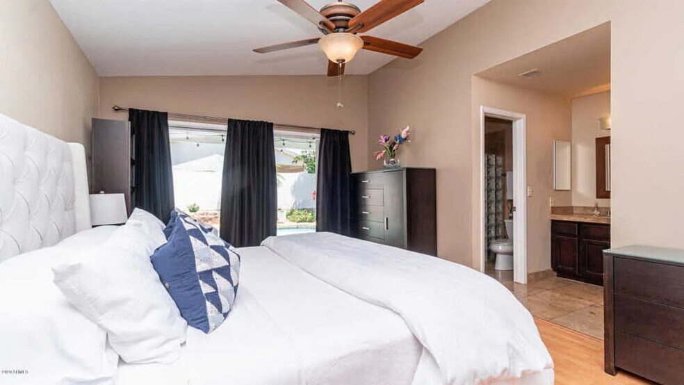 Building Photo - 318 W Sandra Ter