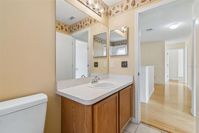 Building Photo - 12803 Longcrest Dr