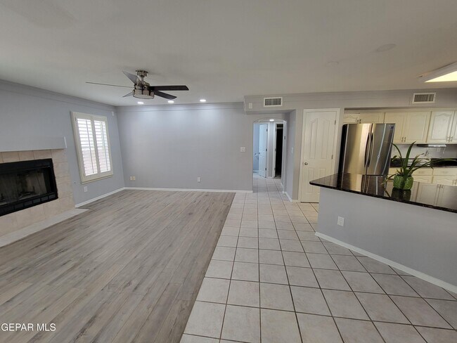 Building Photo - 1404 Black Ridge Dr