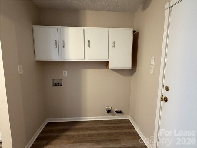 Building Photo - 137 Camforth Dr