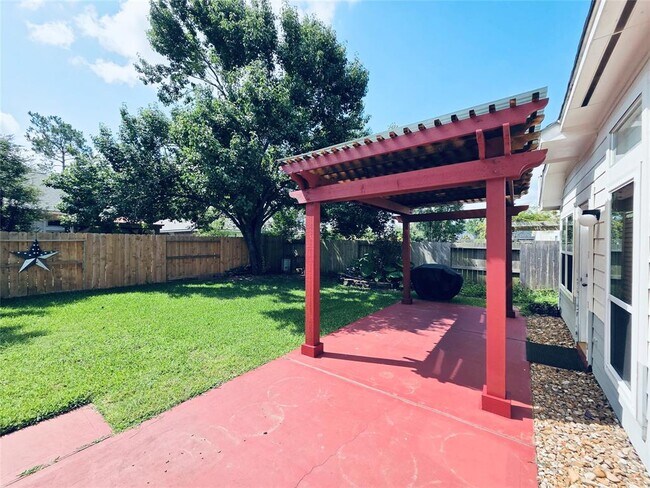 Building Photo - 3519 Chesapeake Ct