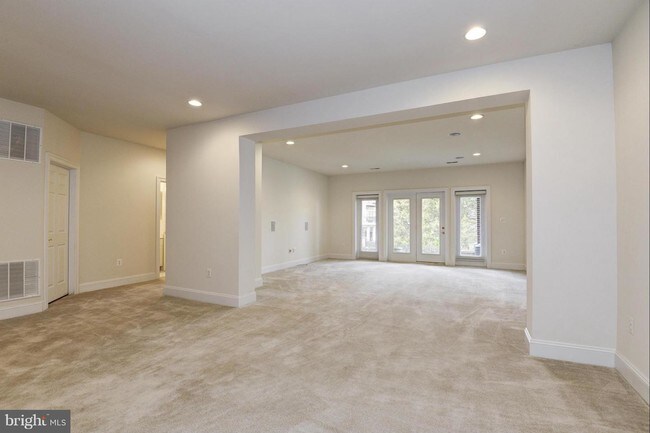 Building Photo - 43704 Burning Sands Terrace