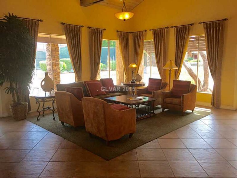 Building Photo - 1455 E Katie Ave