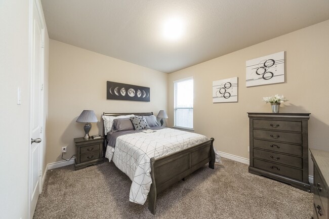 Building Photo - 6602 Sterling Shores Ln