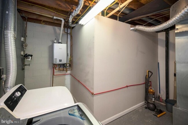 Building Photo - 2376 Generation Dr