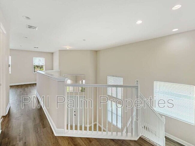 Building Photo - 3001 Strada Court