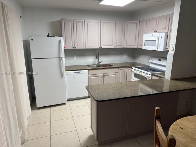 Building Photo - 1544 Forest Lakes Cir