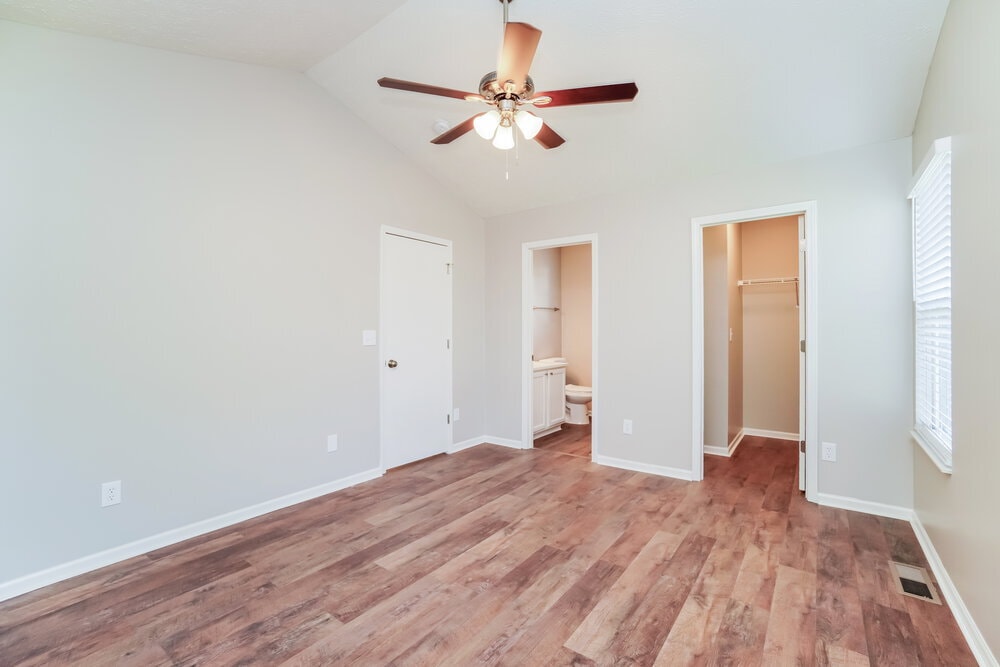 Building Photo - 5664 Dashshund Ct