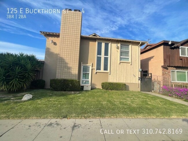 Building Photo - 125 E Buckthorn St