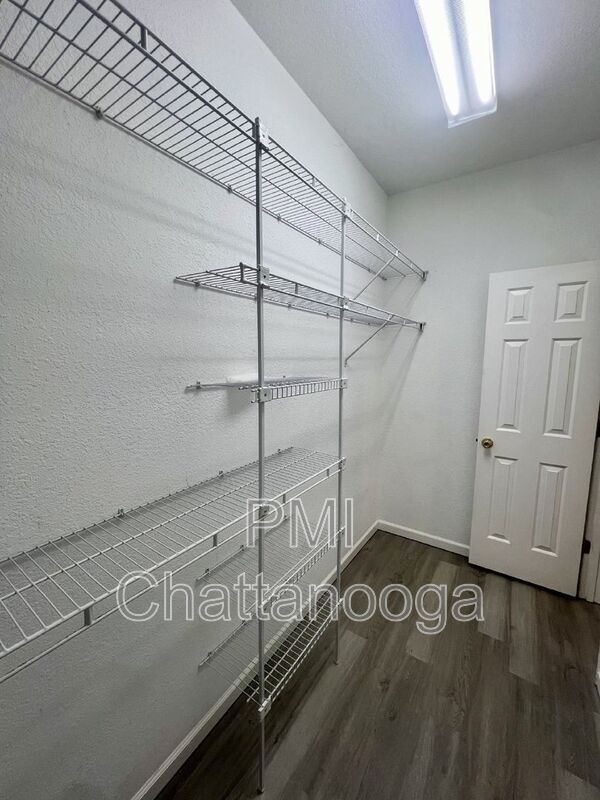 Building Photo - 9511 Weidner Ln